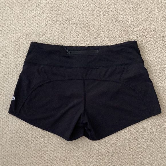 LULULEMON Run Times Short 4” Mid-Rise MR Shorts Black BLK EUC Hotty Speed Size 6 - Picture 3 of 9